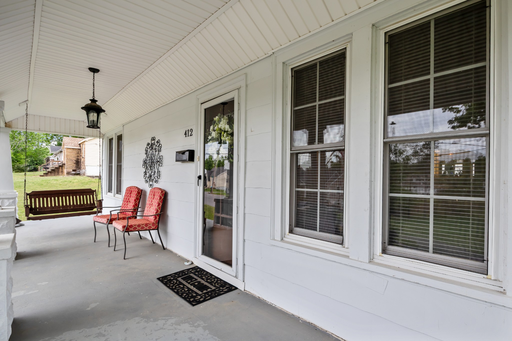 412 High Street Dickson, TN 37055 - Photo 8 of 42 a living room with furniture and windows