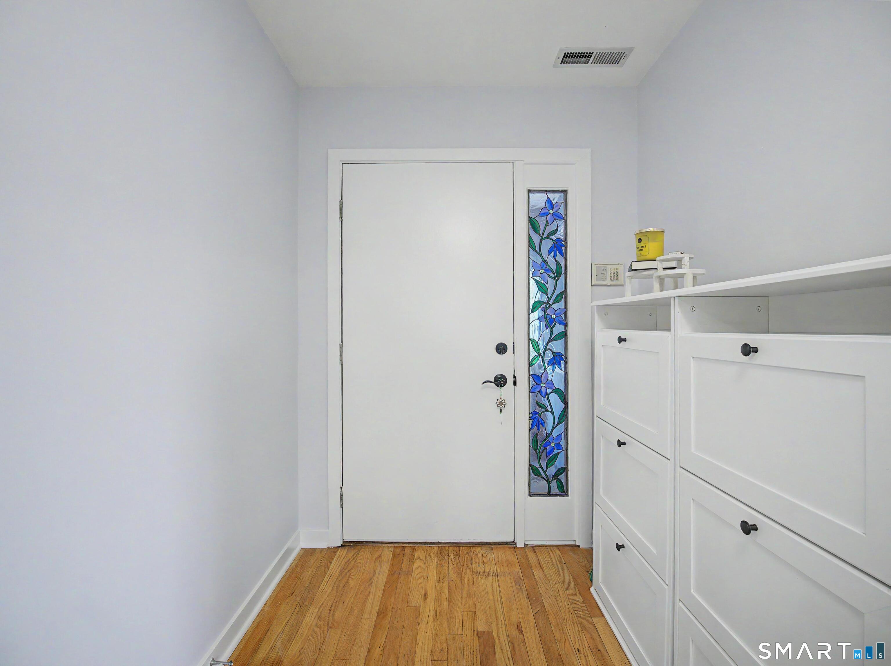 300 Flax Hill Road, Unit 3 Norwalk, CT 06854 - Photo 7 of 27