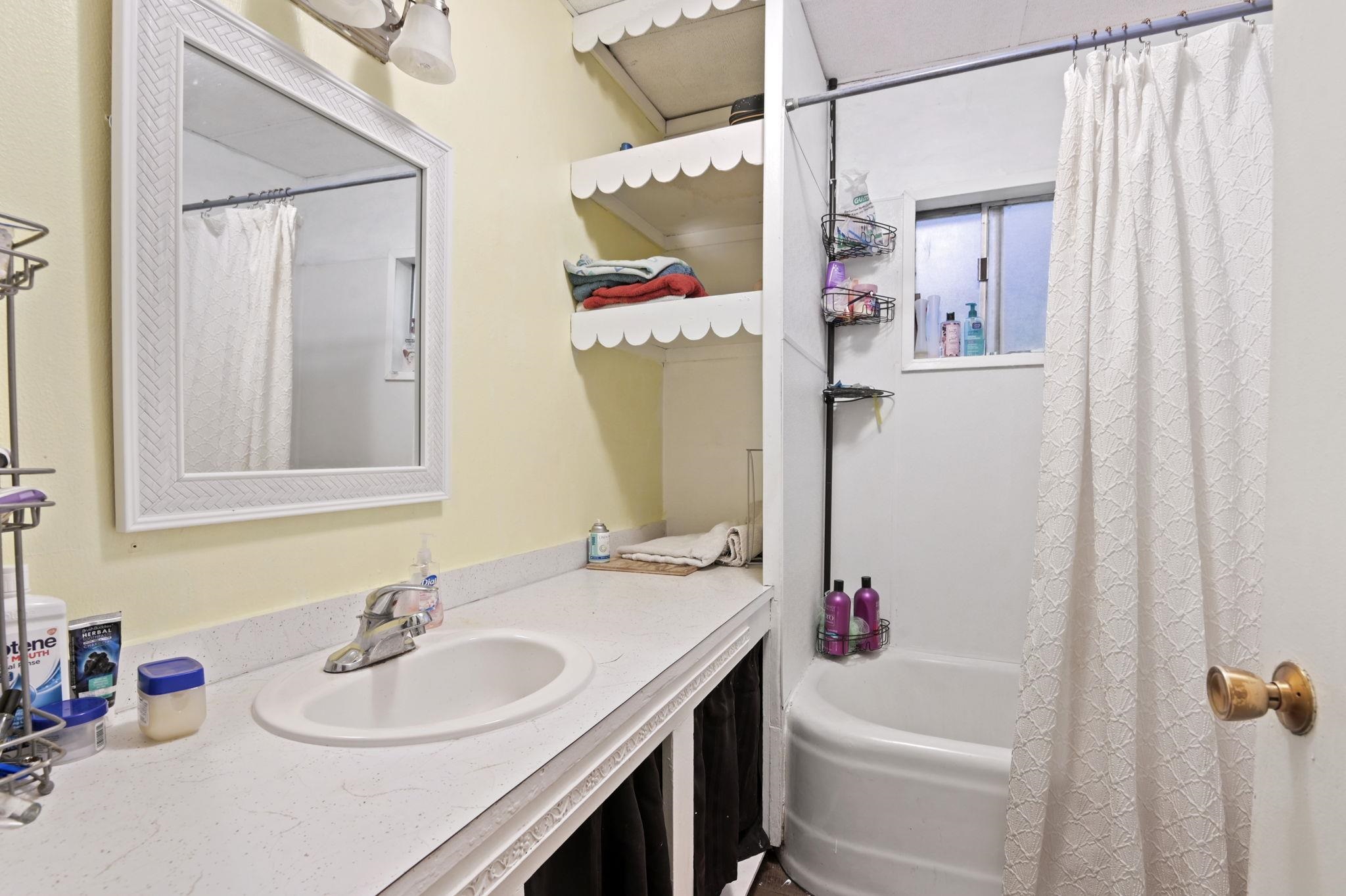 1213 West Maxwell Avenue Spokane, WA 99201 - Photo 11 of 25