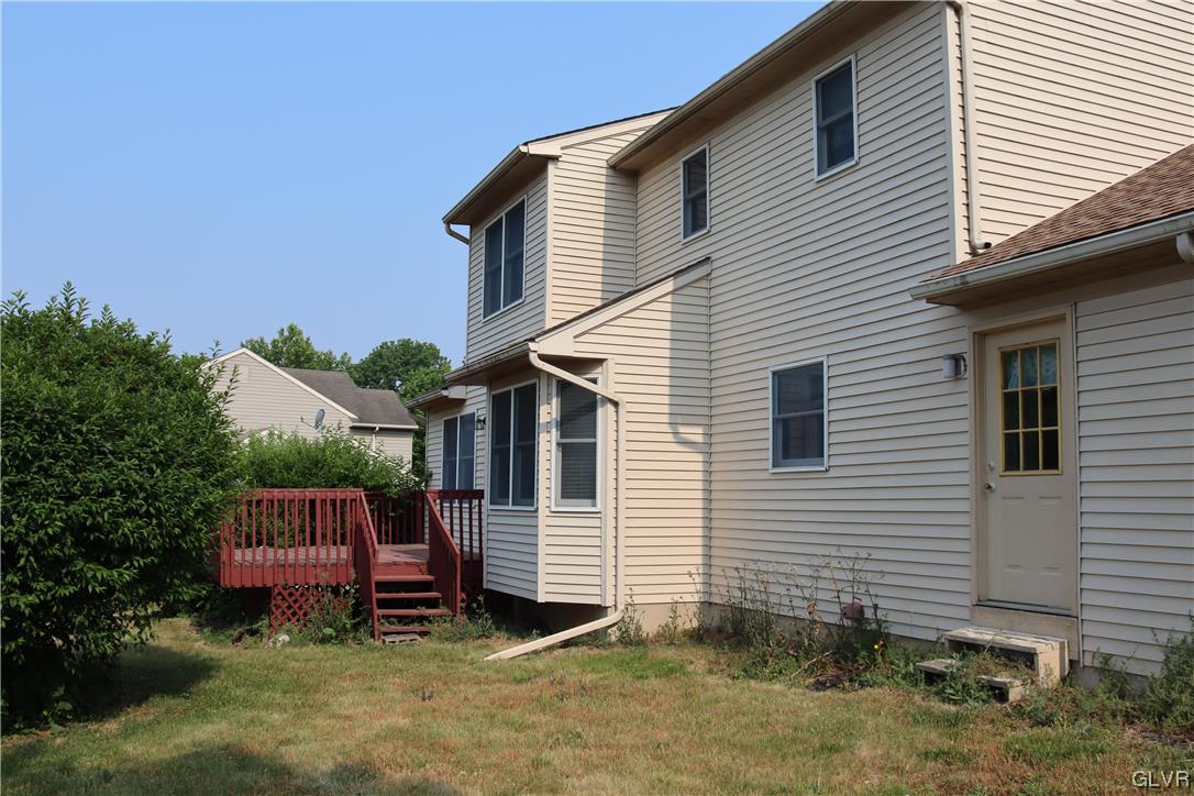 4190 Alder Road Bethlehem, PA 18020 - Photo 27 of 27 a front view of a house with a garden