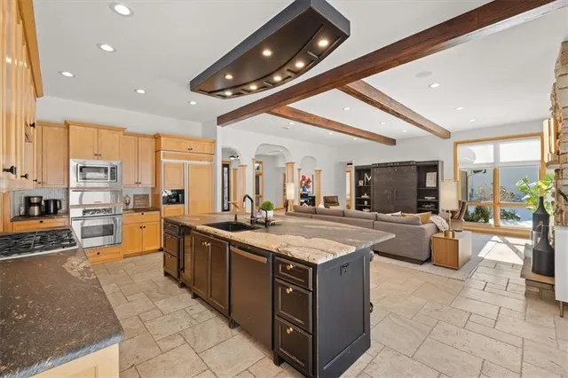 $1,850,000 | 580 Lakeshore Drive West, Lake Quivira, KS 66217