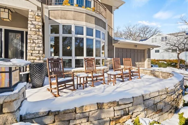 $1,850,000 | 580 Lakeshore Drive West, Lake Quivira, KS 66217