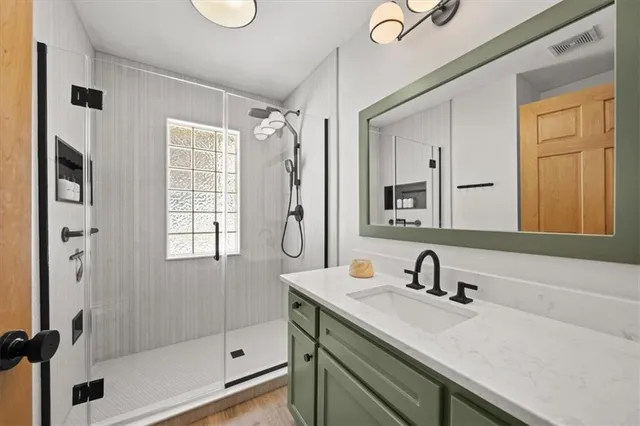 $1,850,000 | 580 Lakeshore Drive West, Lake Quivira, KS 66217