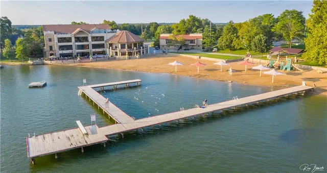 $1,850,000 | 580 Lakeshore Drive West, Lake Quivira, KS 66217