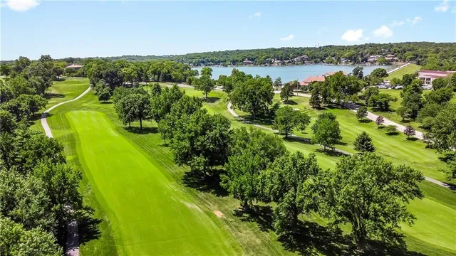$1,850,000 | 580 Lakeshore Drive West, Lake Quivira, KS 66217