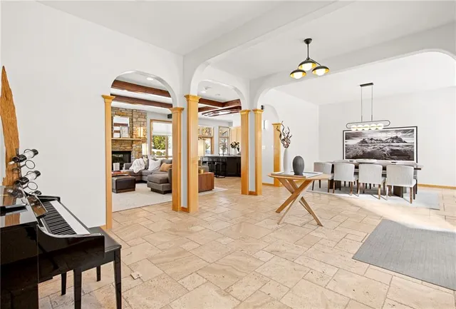 $1,850,000 | 580 Lakeshore Drive West, Lake Quivira, KS 66217