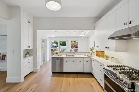 $1,895,000 | 525 Moultrie Street, San Francisco, CA 94110