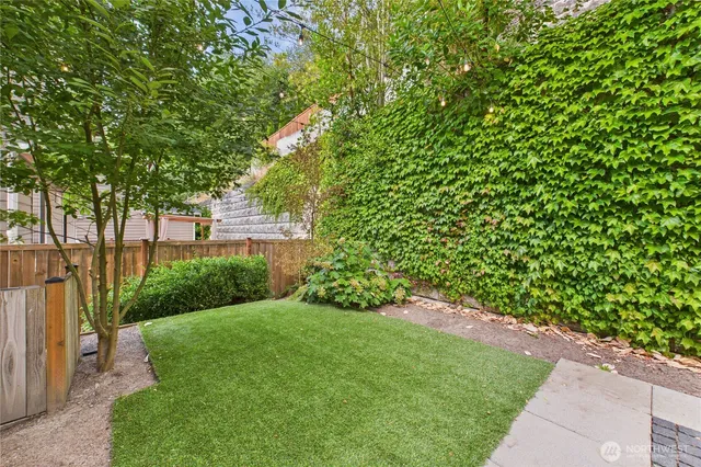 $1,249,900 | 19608 82nd Place Northeast, Kenmore, WA 98028