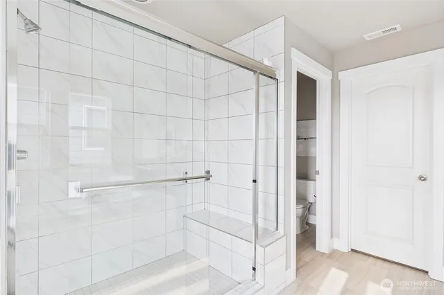 $1,249,900 | 19608 82nd Place Northeast, Kenmore, WA 98028