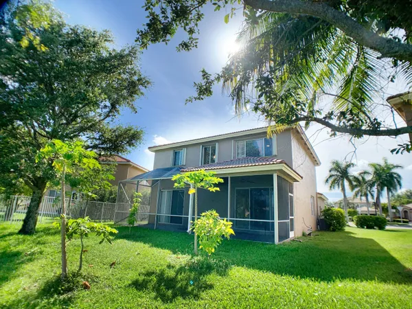 $3,950 | 5152 Woodfield Way, Coconut Creek, FL 33073