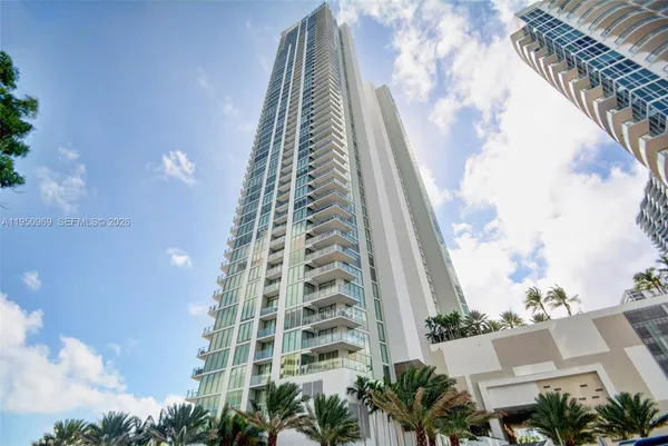 $599,000 | 2900 Northeast 7th Avenue, Unit 1108, Miami, FL 33137