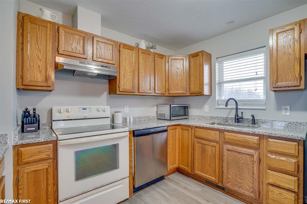 5240 Duce Road Avoca, MI 48006 - Photo 14 of 25