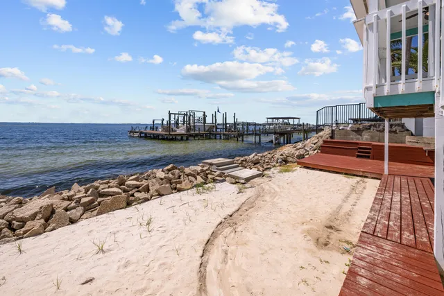 $820,000 | 101 Starboard Drive, Shalimar, FL 32579