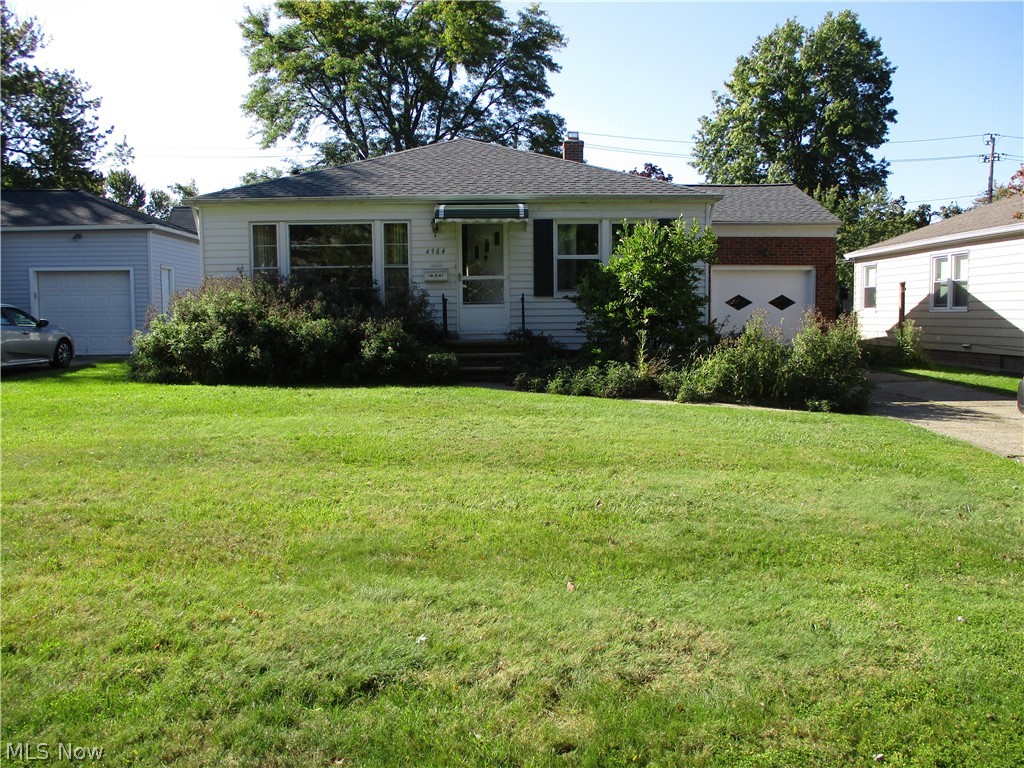 4984 South Sedgewick Road Cleveland, OH 44124 - Photo 1 of 12 Gallery Image 1