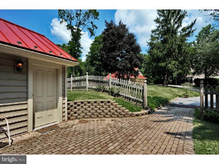 272 Harley Road Pottstown, PA 19465 - Photo 4 of 24