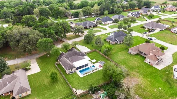 $699,900 | 150 River Bend Drive, Belle Chasse, LA 70037