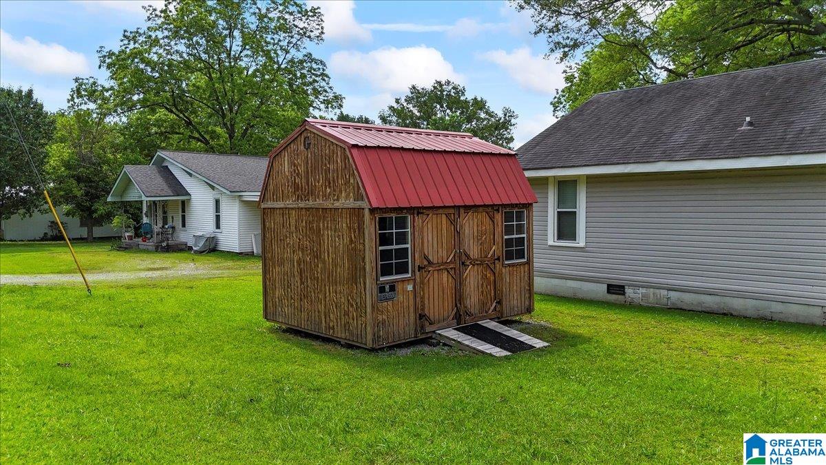 114 Morgan Avenue Southwest Cullman, AL 35055 - Photo 4 of 28