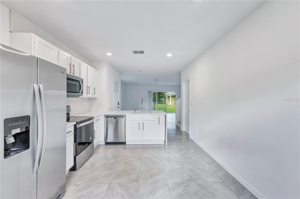 12435 Bowes Branch Road Orlando, FL 32824 - Photo 11 of 34