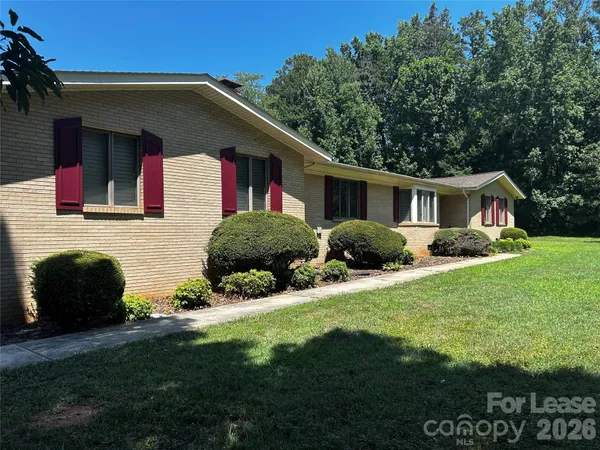 $2,640 | 8109 Reames Road, Charlotte, NC 28216