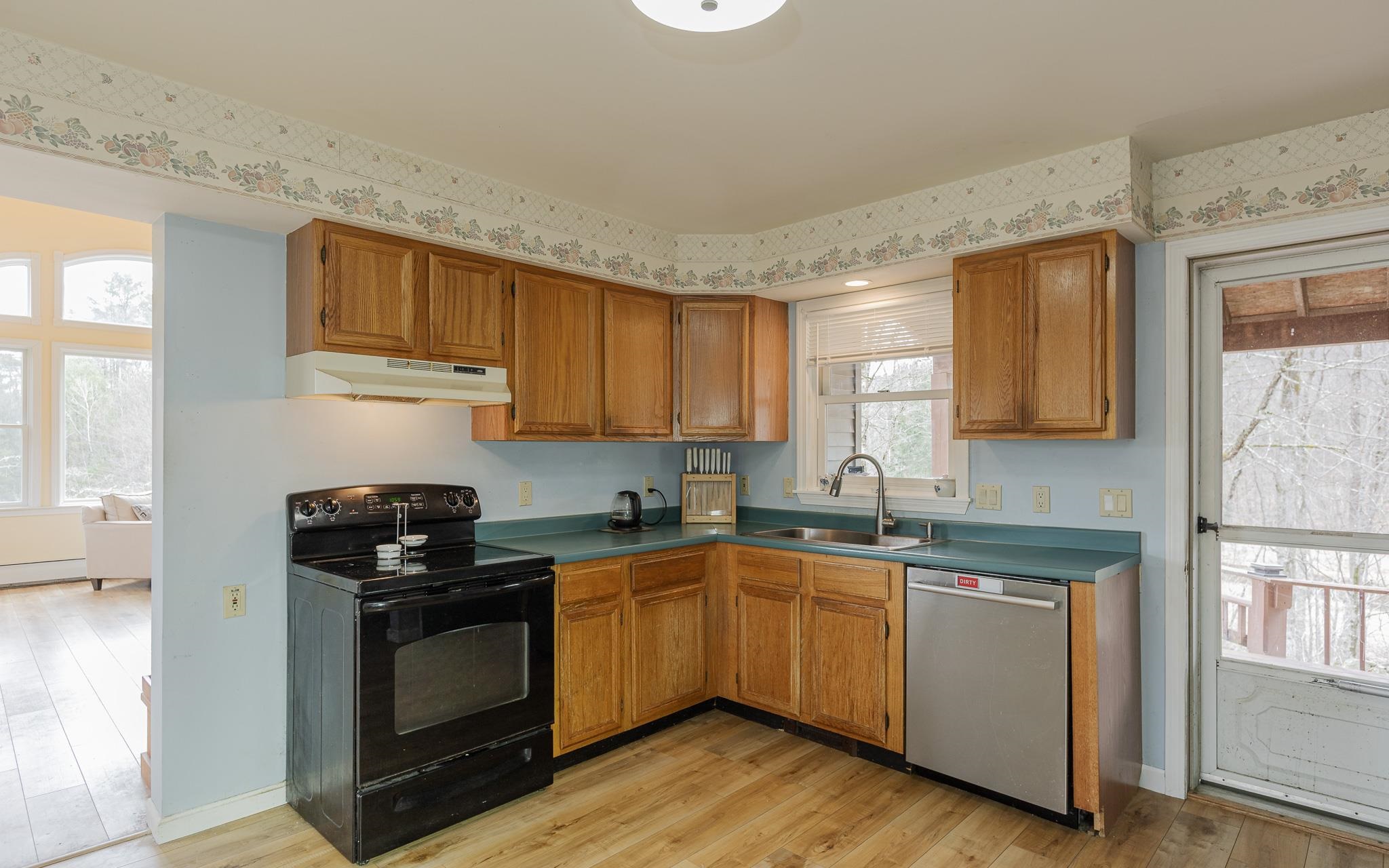 147 Pleasantview Lane Chester, VT 05143 - Photo 12 of 53 Gallery Image 12