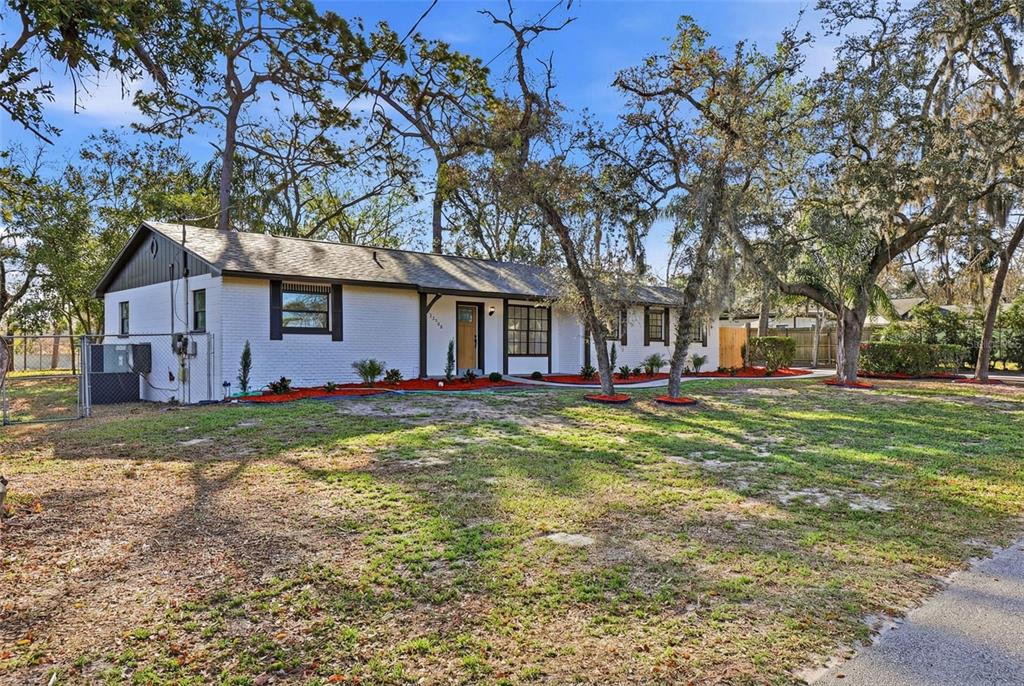 12703 North 53rd Street Temple Terrace, FL 33617 - Photo 4 of 49