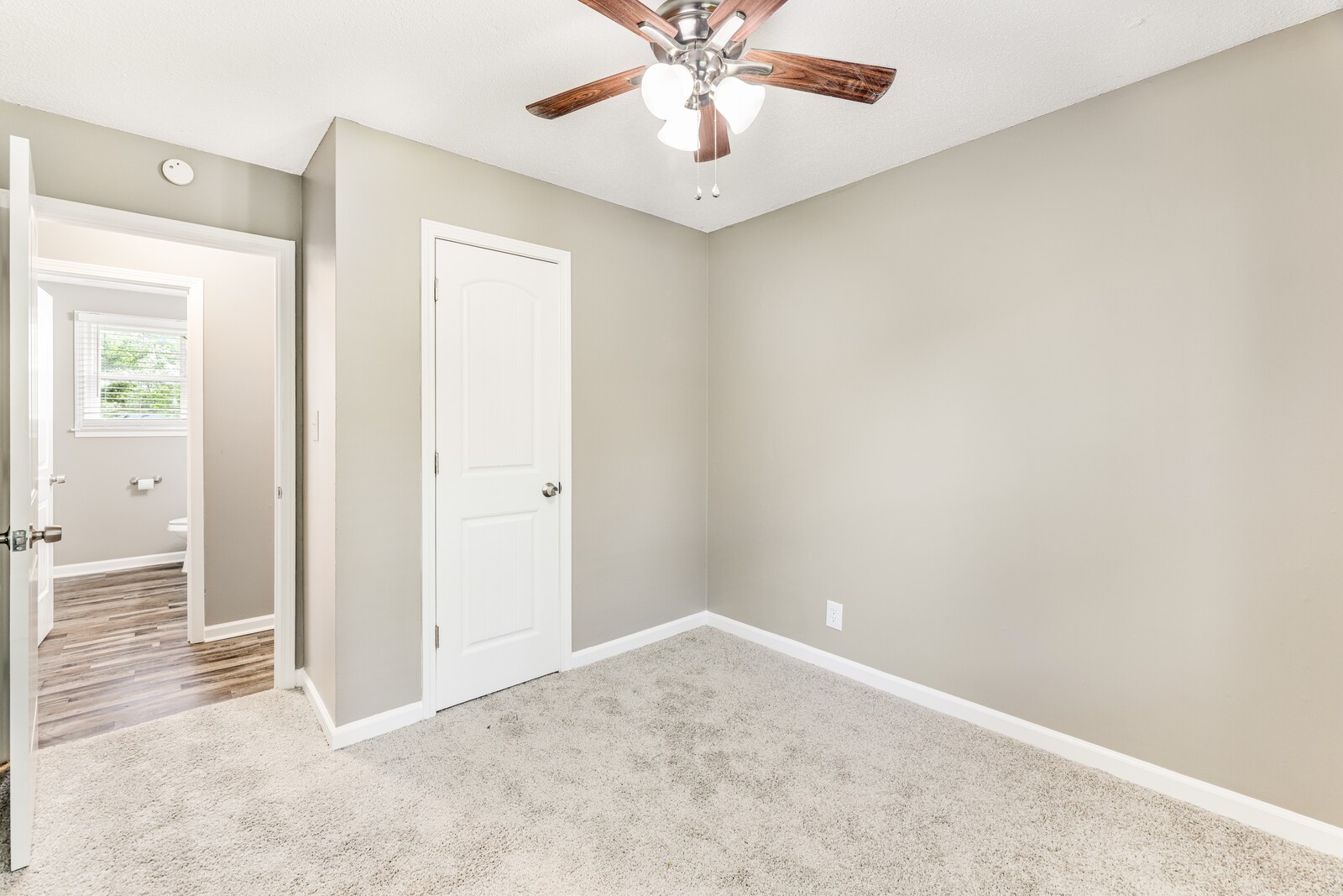 638 Lafayette Road Clarksville, TN 37042 - Photo 17 of 32 Gallery Image 17