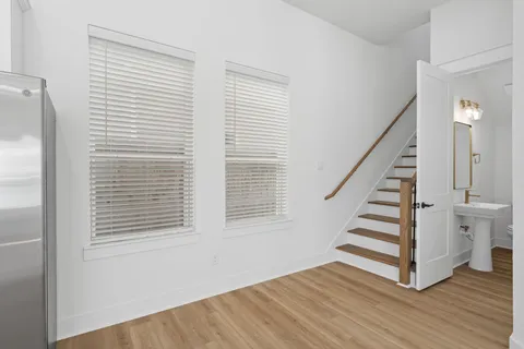 $355,000 | 8919 Sunshine Laverne Lane, Houston, TX 77080