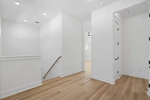 $355,000 | 8919 Sunshine Laverne Lane, Houston, TX 77080