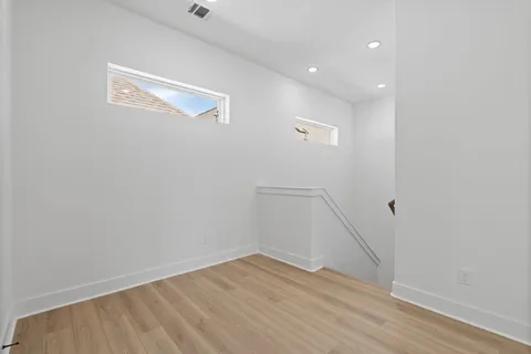 $355,000 | 8919 Sunshine Laverne Lane, Houston, TX 77080