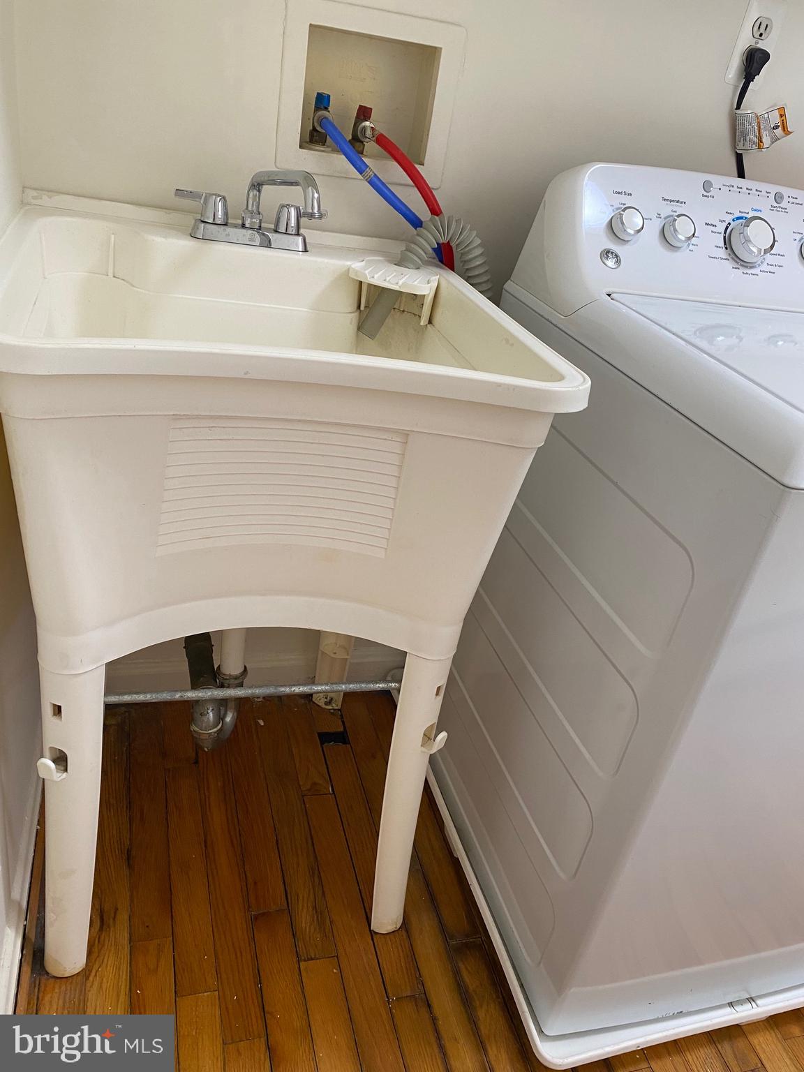 3111 Ritchie Road District Heights, MD 20747 - Photo 13 of 26 Laundry Tub