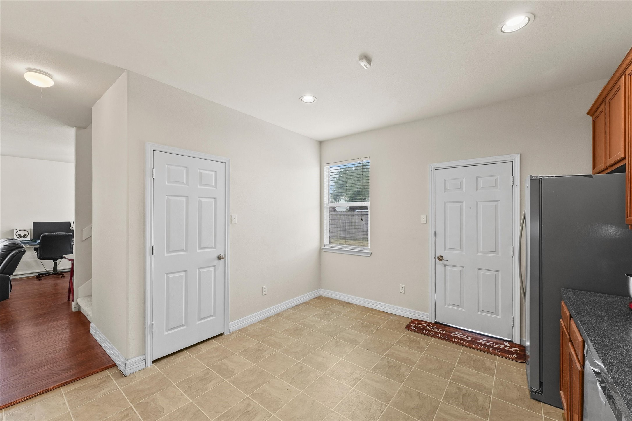 15019 Silhouette Ridge Drive Humble, TX 77396 - Photo 10 of 21 Breakfast nook