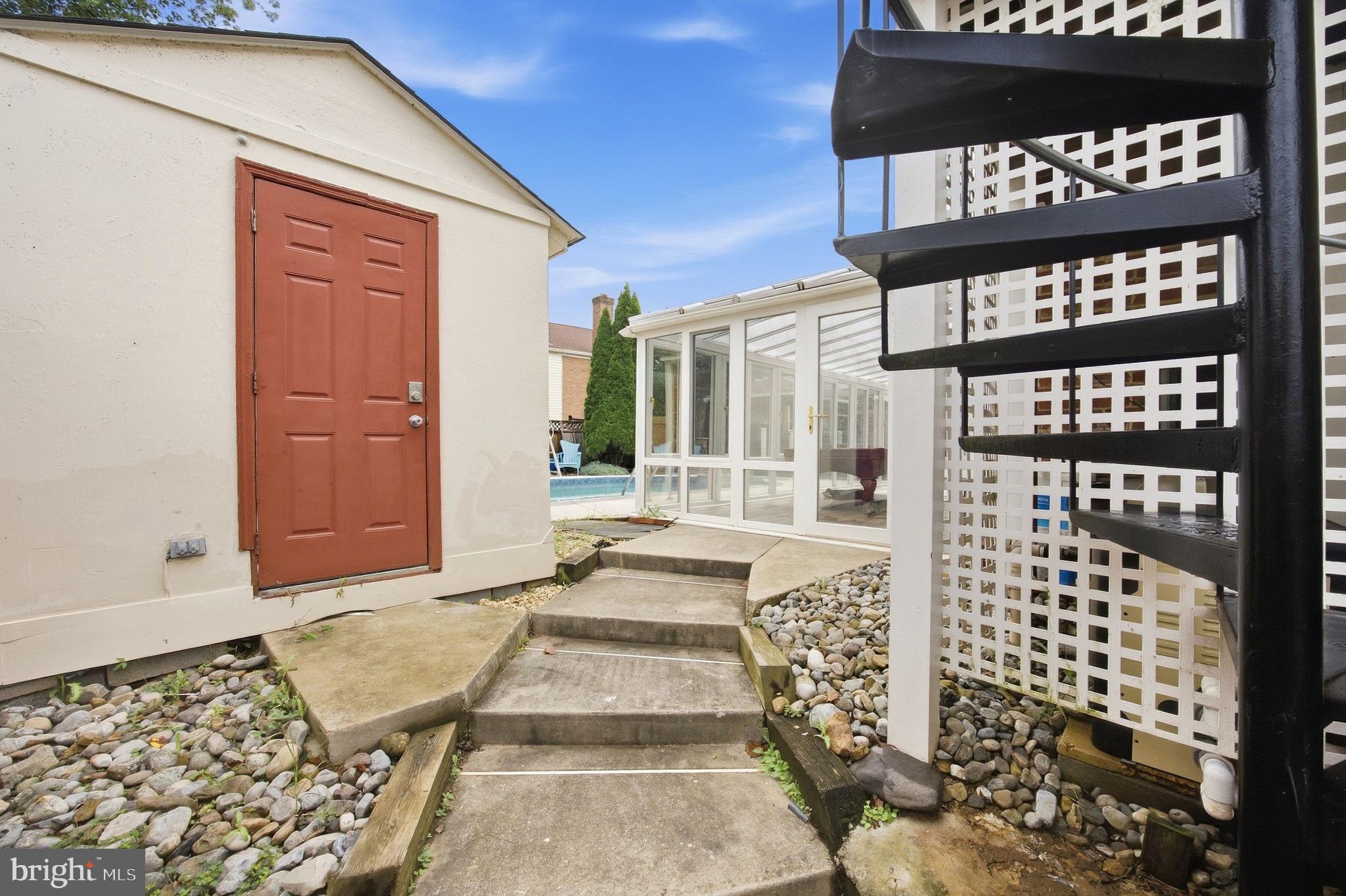 8001 Postoak Road Potomac, MD 20854 - Photo 40 of 57 Gallery Image 40