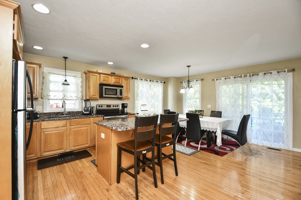 30B Pine Hill Road Worcester, MA 01604 - Photo 4 of 26 Gallery Image 4
