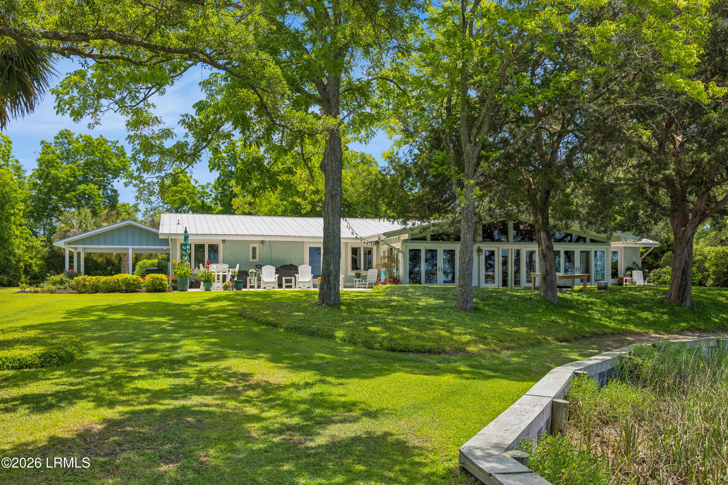 21 Toad Hall Beaufort, SC 29907 - Photo 33 of 60 Rear Yard from seawall