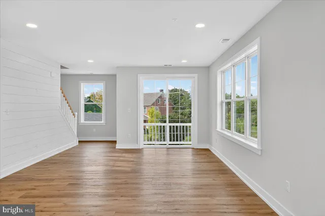 $525,000 | 425 # 2 Asha Way, Harleysville, PA 19438