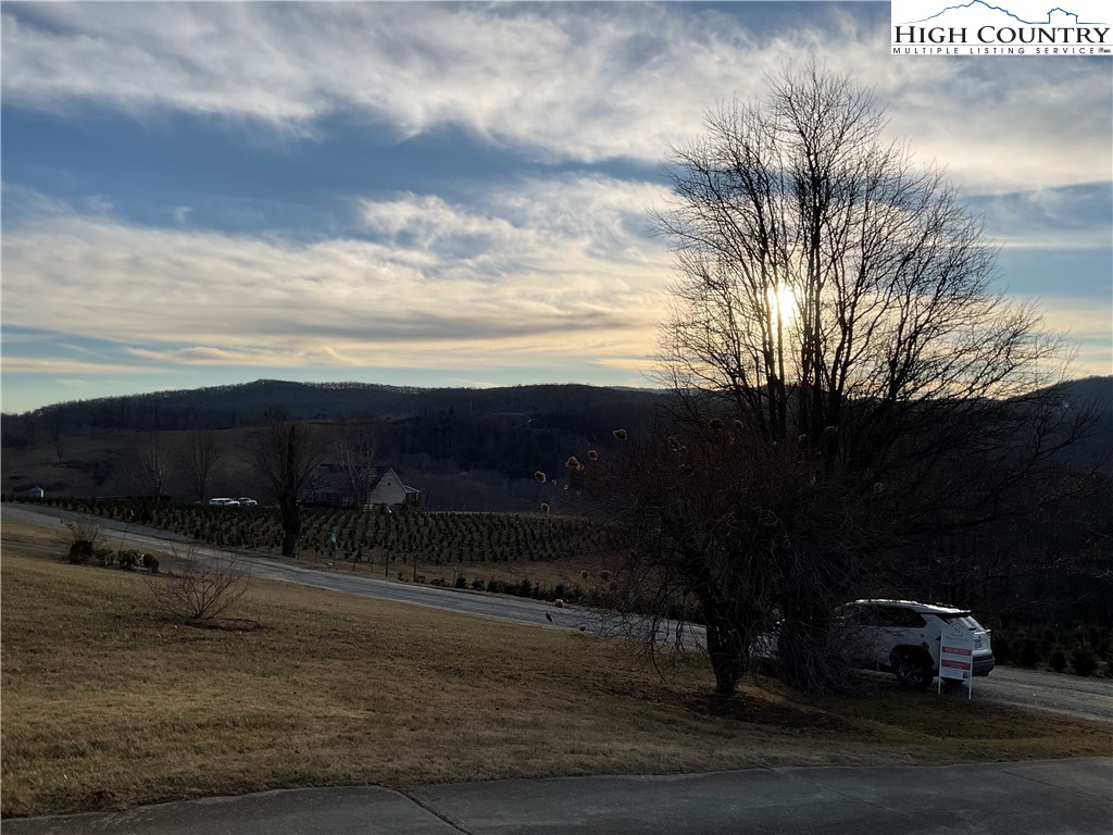 269 Panoramic Lane Boone, NC 28607 - Photo 19 of 32 Gallery Image 19