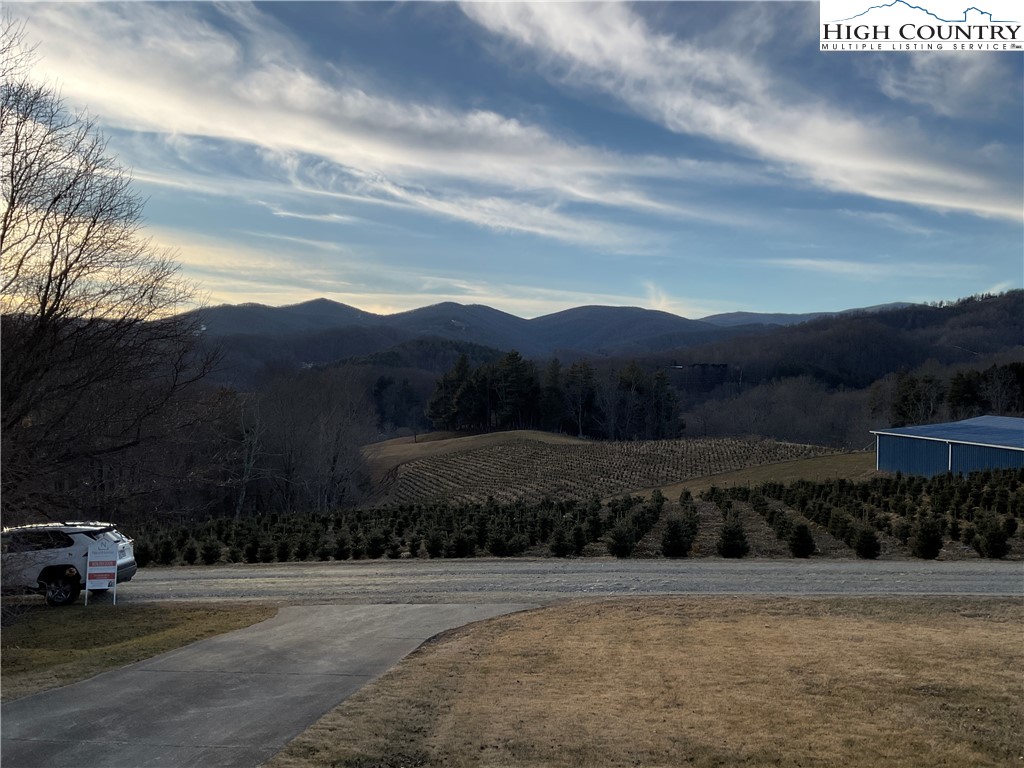 269 Panoramic Lane Boone, NC 28607 - Photo 20 of 32 Gallery Image 20