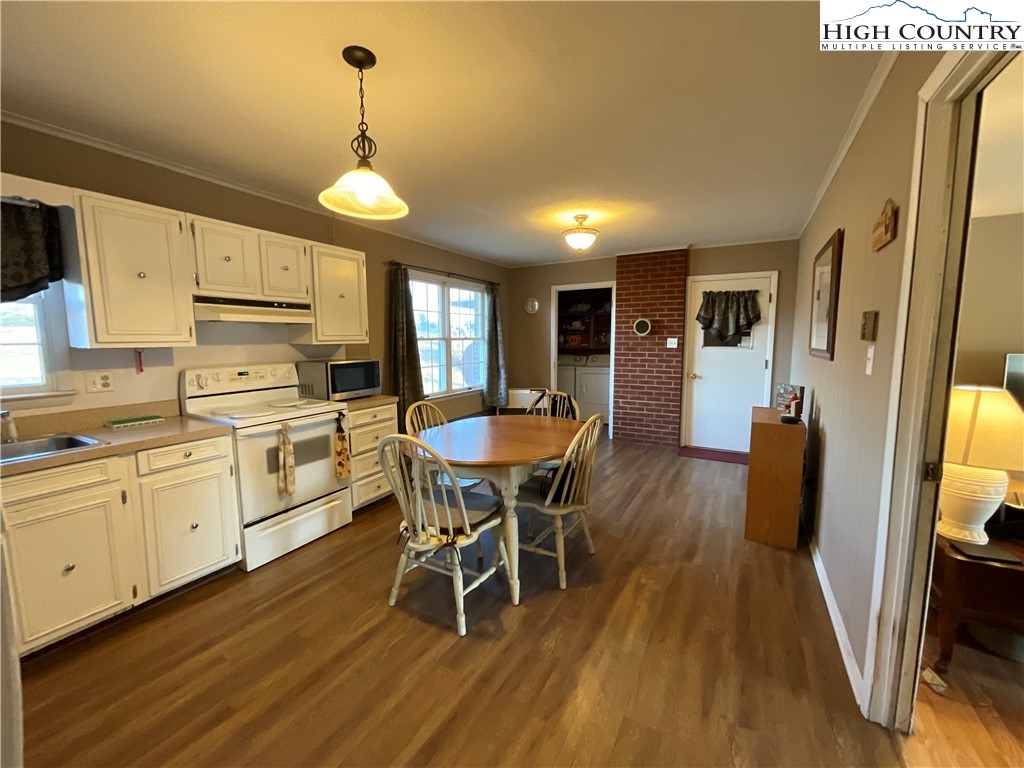 269 Panoramic Lane Boone, NC 28607 - Photo 8 of 32 Gallery Image 8