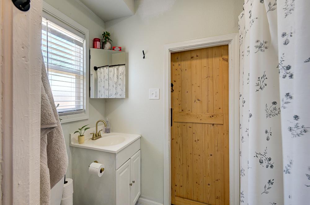 601 I Street Sanger, CA 93657 - Photo 21 of 29