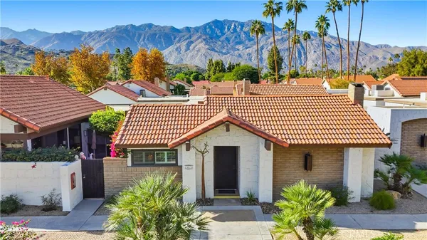 $2,750 | 2367 South Gene Autry Trail, Unit B, Palm Springs, CA 92264