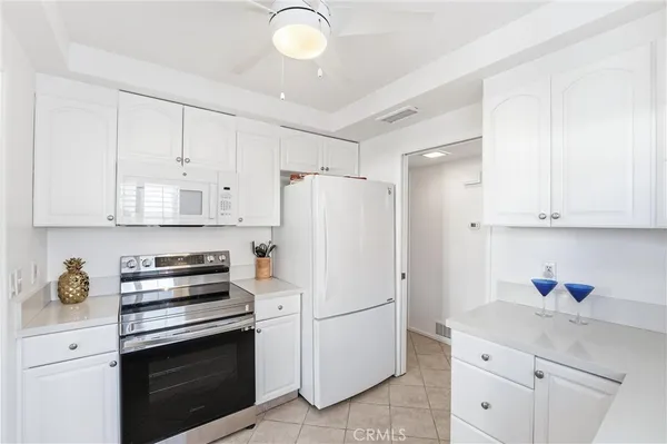 $2,750 | 2367 South Gene Autry Trail, Unit B, Palm Springs, CA 92264
