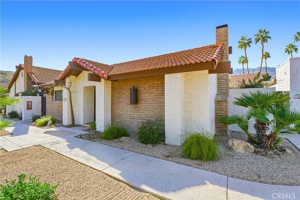 $2,750 | 2367 South Gene Autry Trail, Unit B, Palm Springs, CA 92264