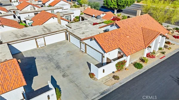 $2,750 | 2367 South Gene Autry Trail, Unit B, Palm Springs, CA 92264