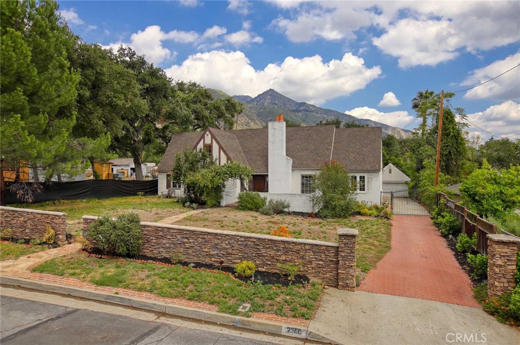 2360 Morslay Road Altadena, CA 91001 - Photo 1 of 44