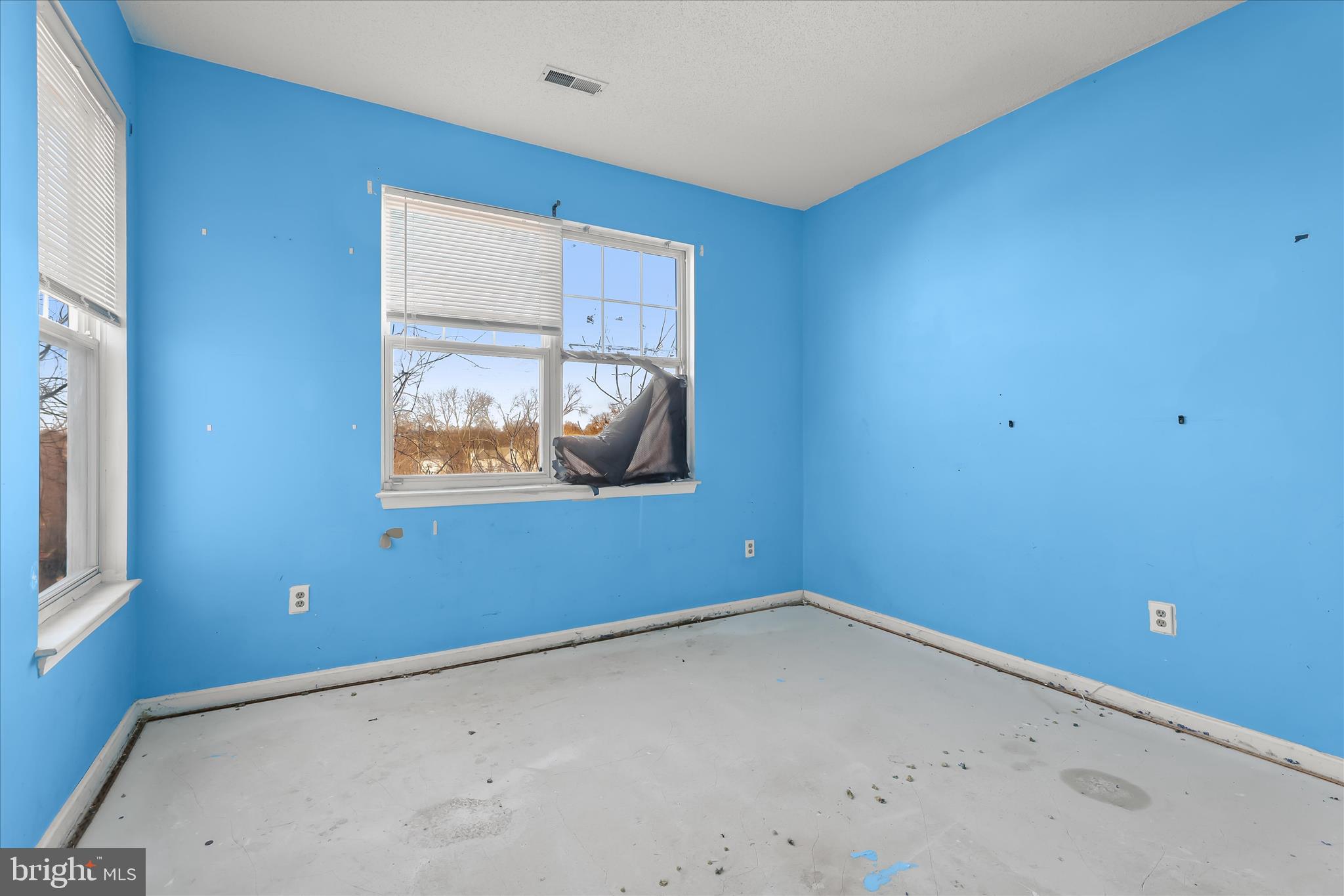7205 Bogley Road, Unit 303 Baltimore, MD 21244 - Photo 19 of 27 Bedroom