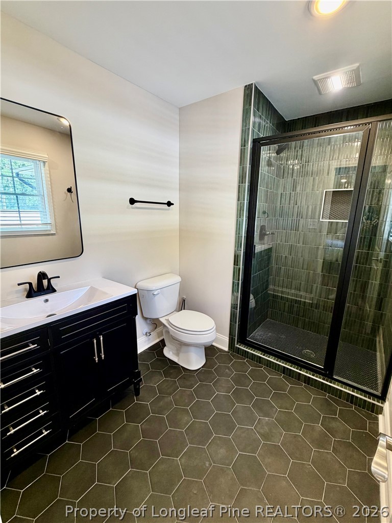 427 Pine Log Road Lumberton, NC 28360 - Photo 18 of 26