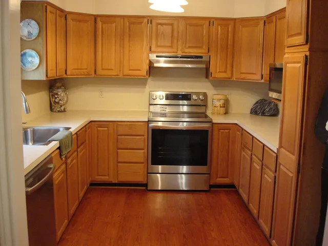 $415,000 | 1187 Sailfish Street, Bayou Vista, TX 77563