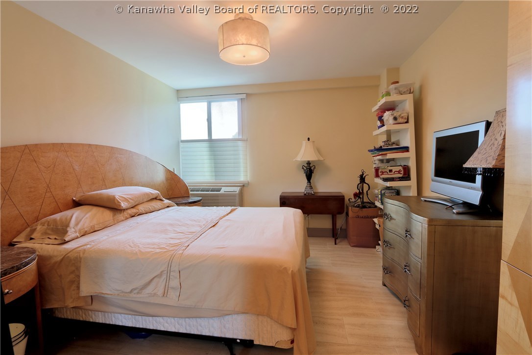 1800 Roundhill Road, Unit 1107 Charleston, WV 25314 - Photo 19 of 28 Gallery Image 19