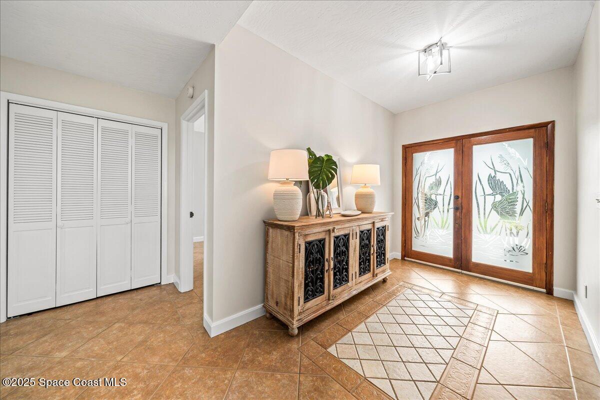 208 The Road, Unit C2 Melbourne Beach, FL 32951 - Photo 5 of 65 Foyer