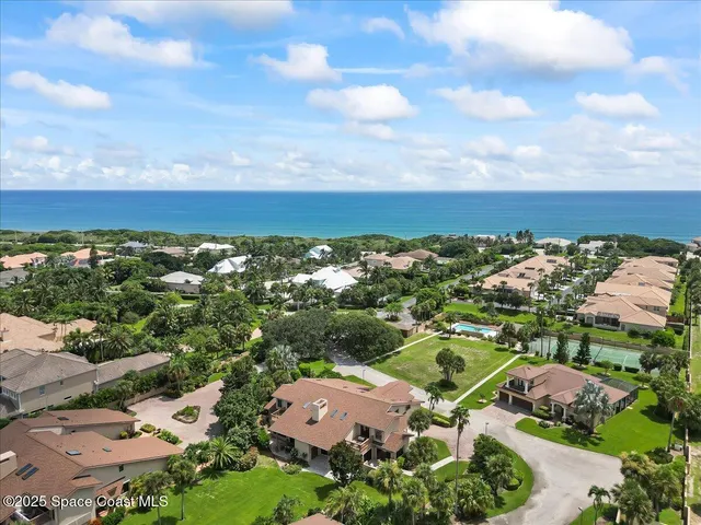 $860,000 | 208 The Road, Unit C2, Melbourne Beach, FL 32951